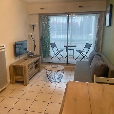 Charmant Appartement Cosy Sur Sete Proche De Toutes Commodites, Parking Prive Exterior photo