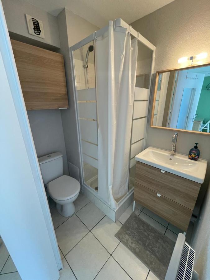 Charmant Appartement Cosy Sur Sete Proche De Toutes Commodites, Parking Prive Exterior photo